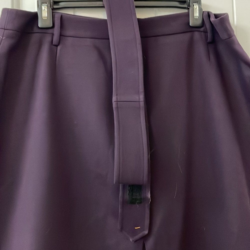 Tahari size 14 skirt and jacket in eggplant purple - Picture 9 of 9
